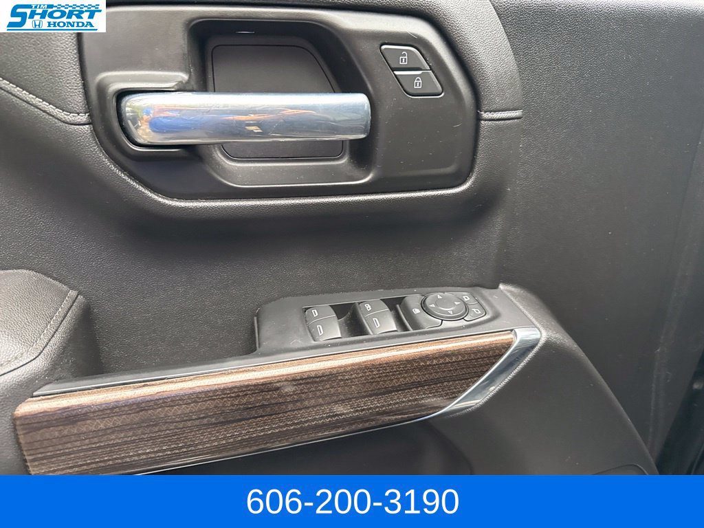 Used 2021 Chevrolet Silverado 1500 LT Trail Boss w/ Convenience Package II AWD/4WD image 18
