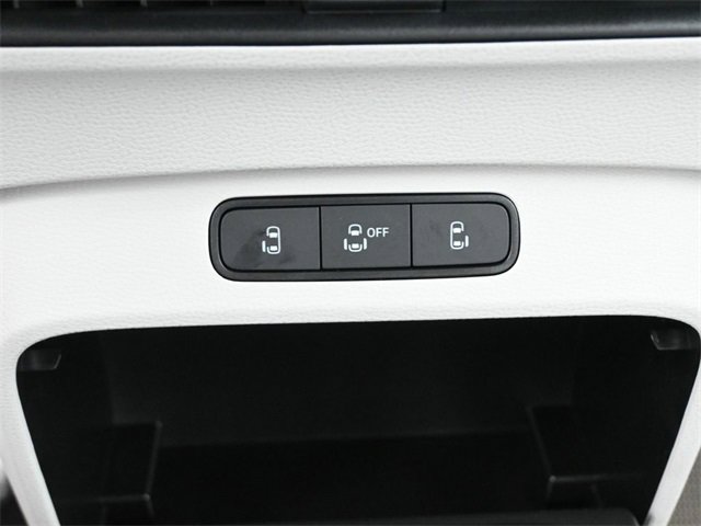 New 2025 Volkswagen ID. Buzz 1st Edition image 3