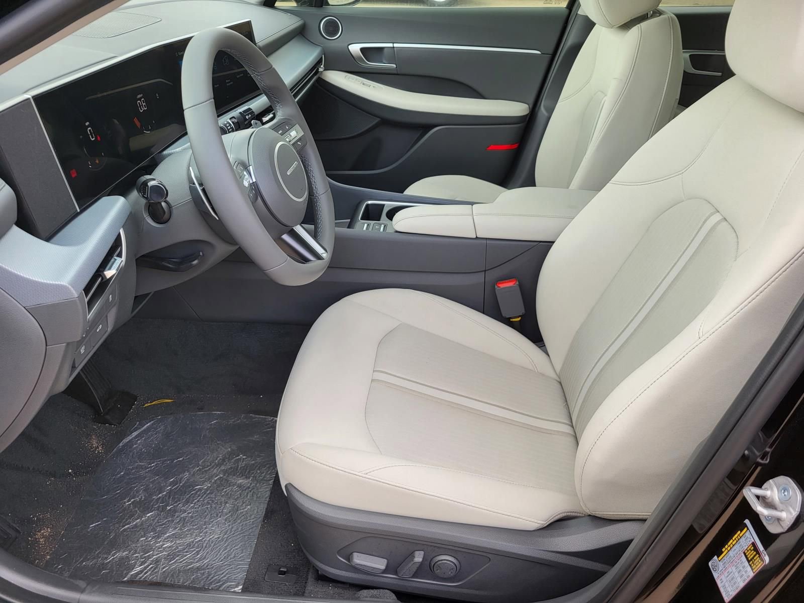 New 2026 Hyundai Sonata SEL FWD image 13