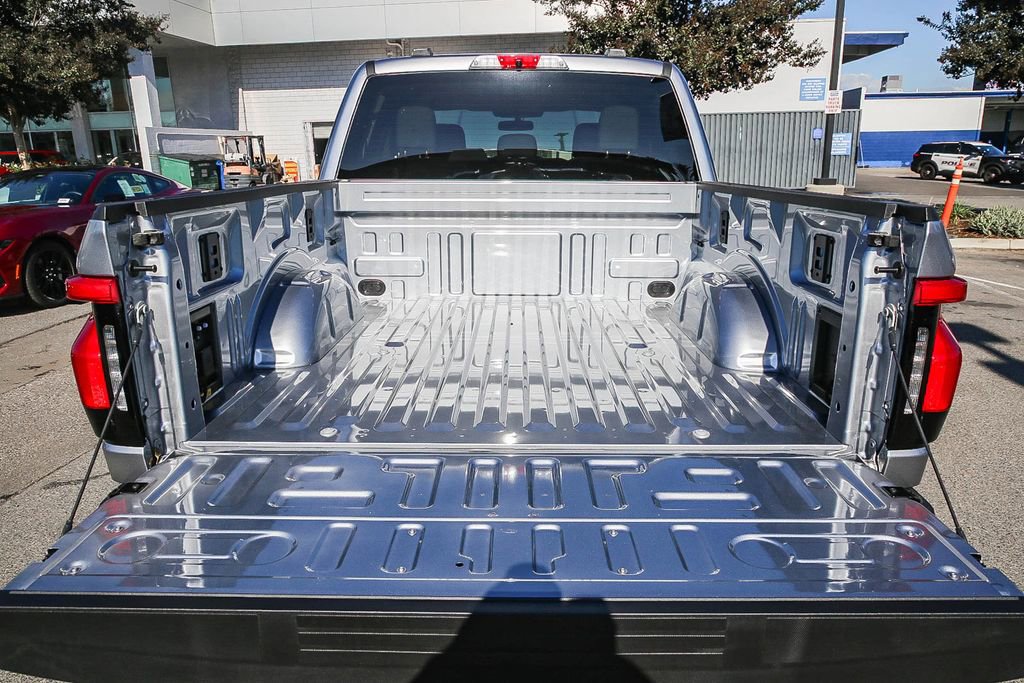New 2025 Ford F150 Lightning XLT AWD/4WD image 15