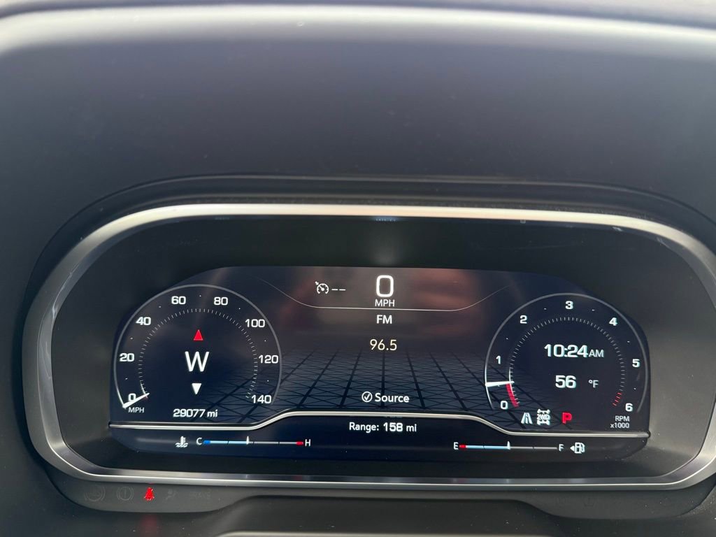 Used 2023 GMC Yukon SLT w/ SLT Premium Package image 14