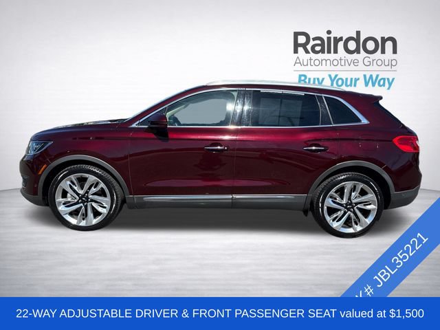 Used 2018 Lincoln MKX Reserve w/ Driver Assistance Package AWD/4WD image 4
