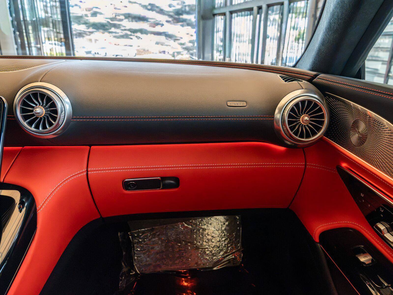 Used 2025 Mercedes-Benz AMG GT 63 image 17