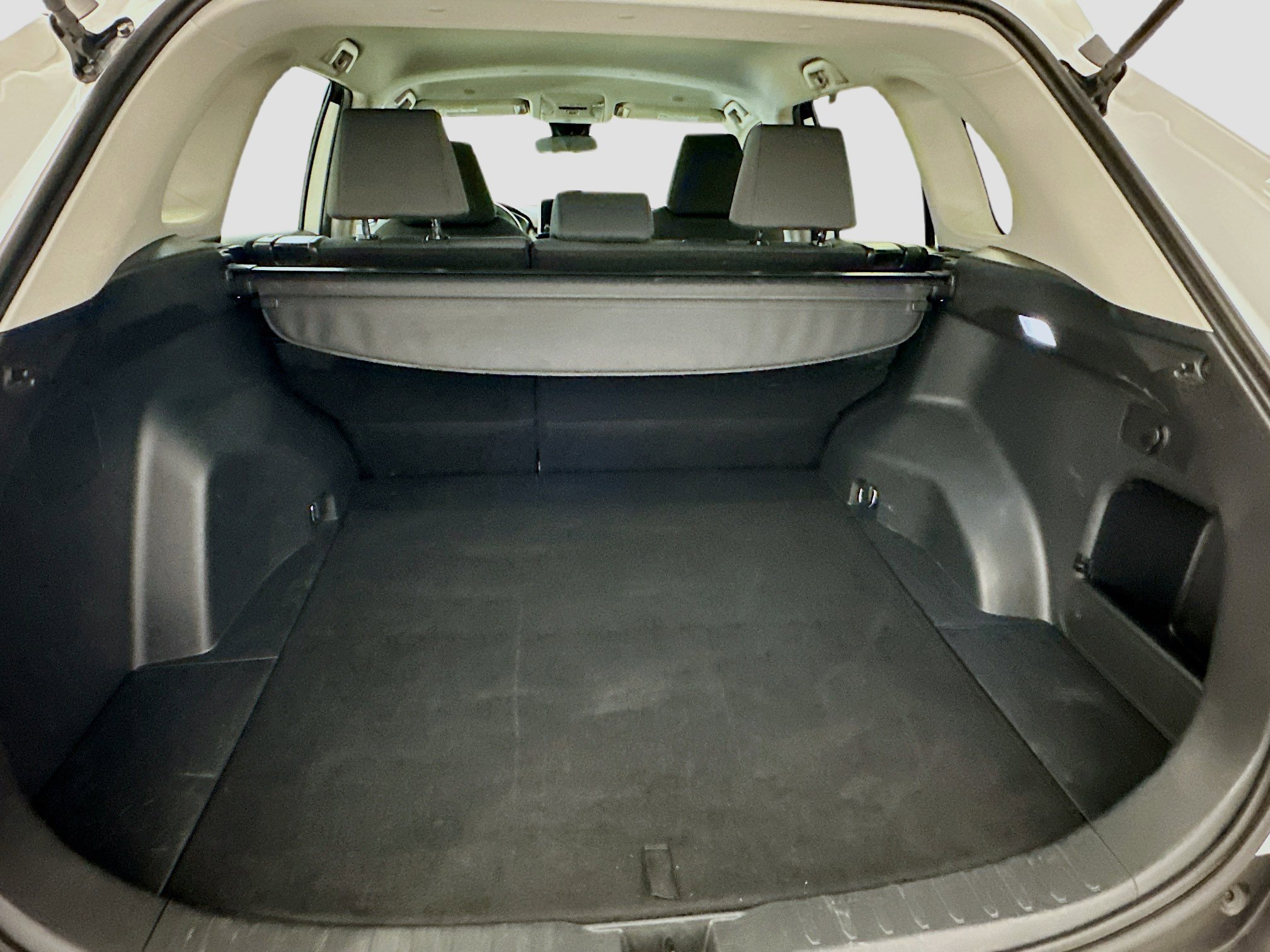 Used 2024 Toyota RAV4 XLE image 30