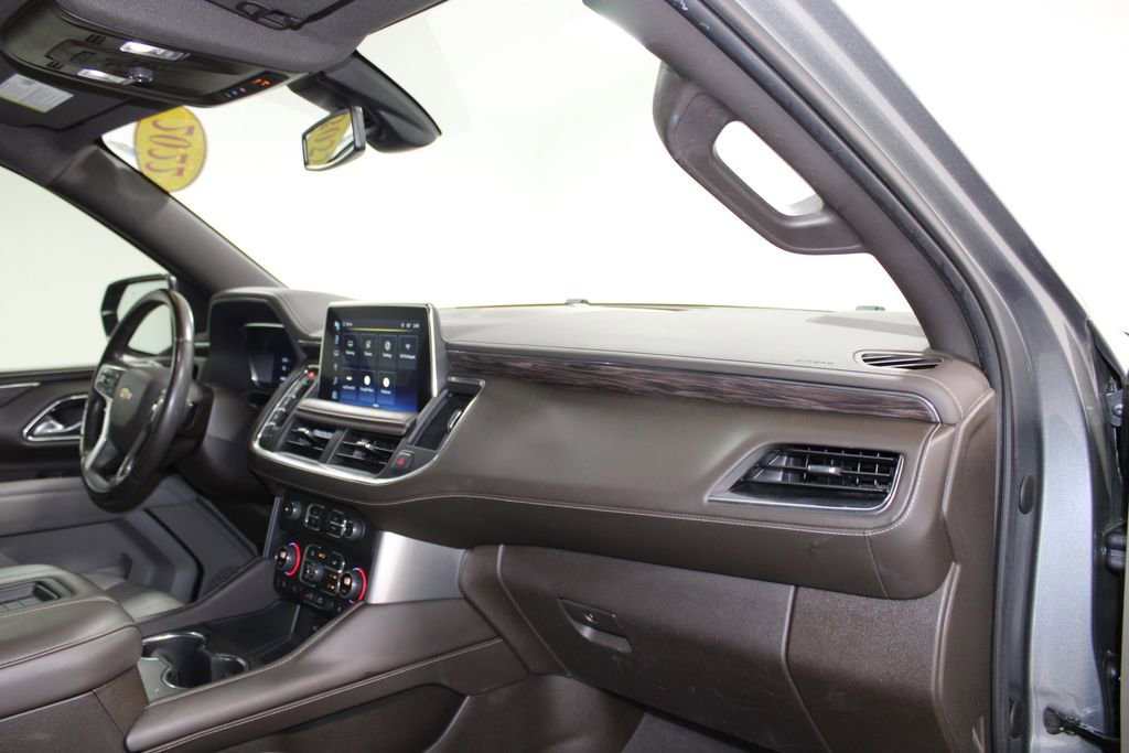 Used 2022 Chevrolet Tahoe LT w/ Luxury Package RWD image 29