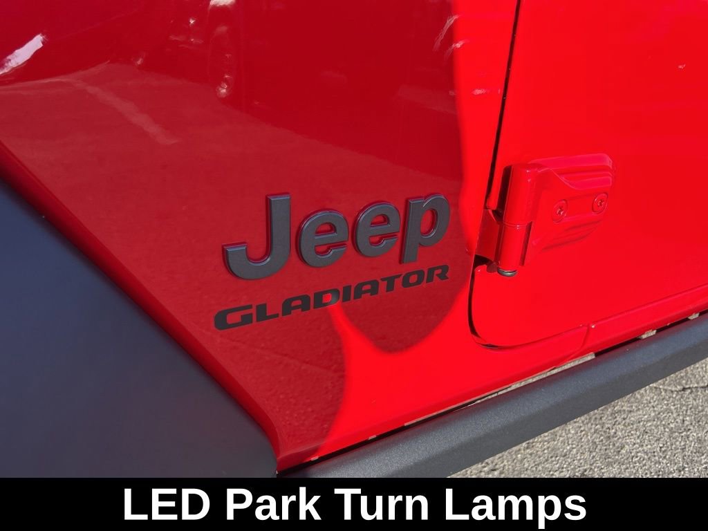Used 2022 Jeep Gladiator Rubicon w/ LED Lighting Group image 19