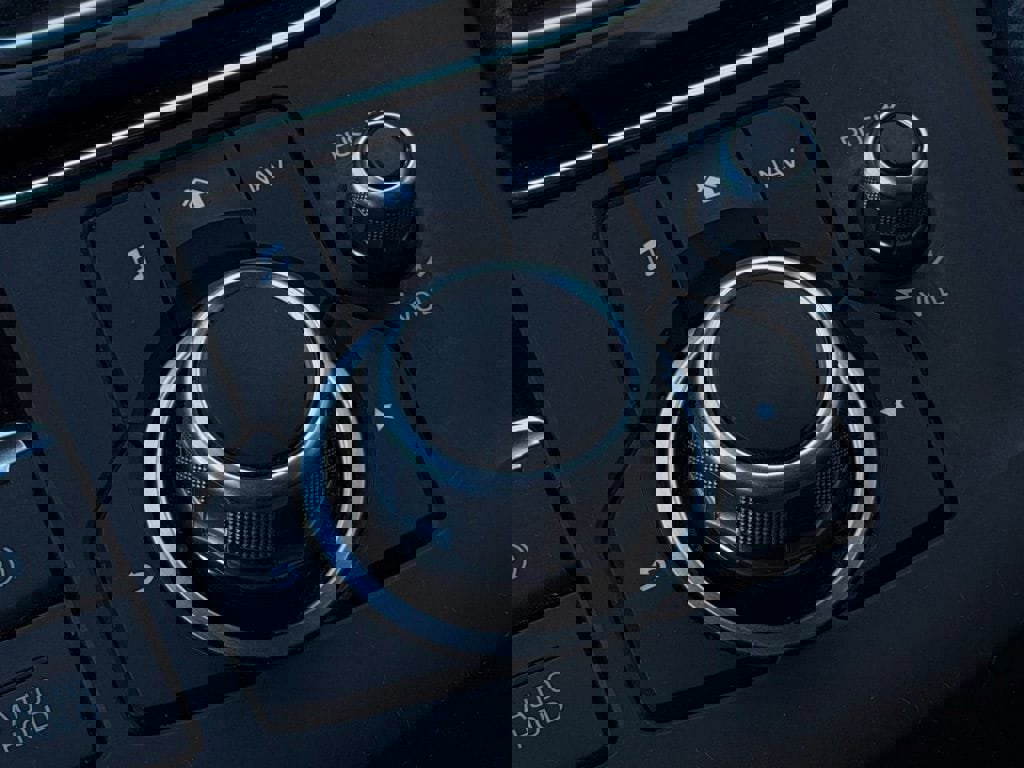 Used 2017 MAZDA CX-5 Touring image 14