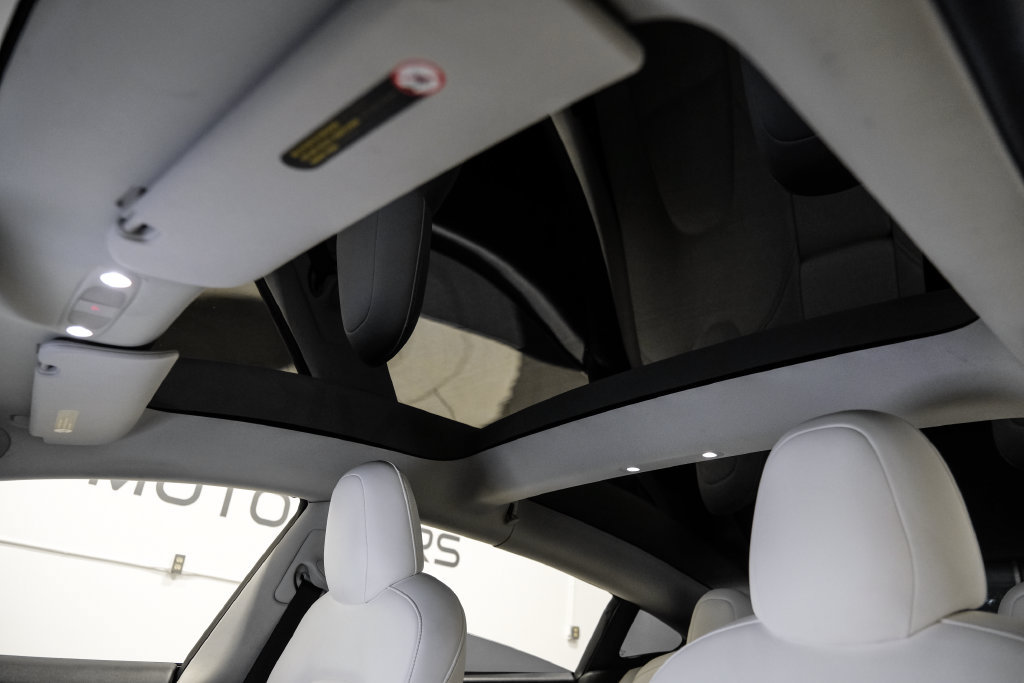 Used 2022 Tesla Model 3 Performance AWD/4WD image 5