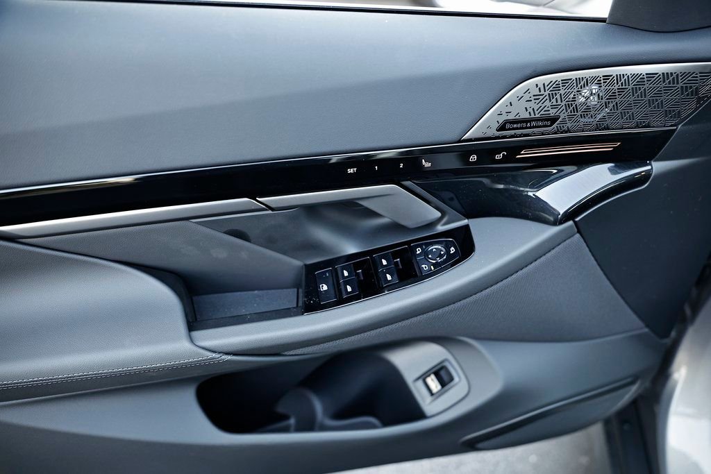 New 2026 BMW 530i w/ Premium Package image 14