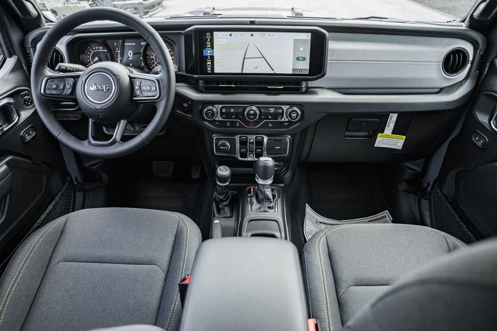 New 2025 Jeep Gladiator Sport AWD/4WD image 23