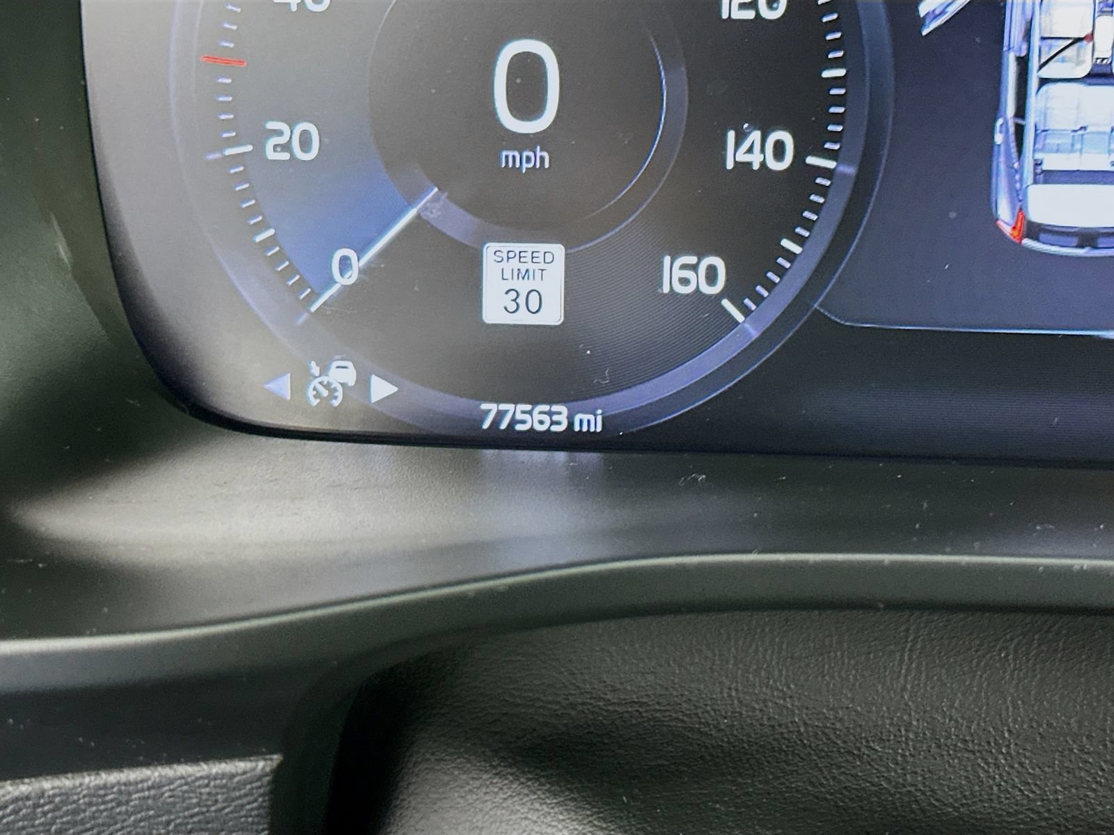 Used 2021 Volvo XC40 T5 R-Design w/ Advanced Package AWD/4WD image 12