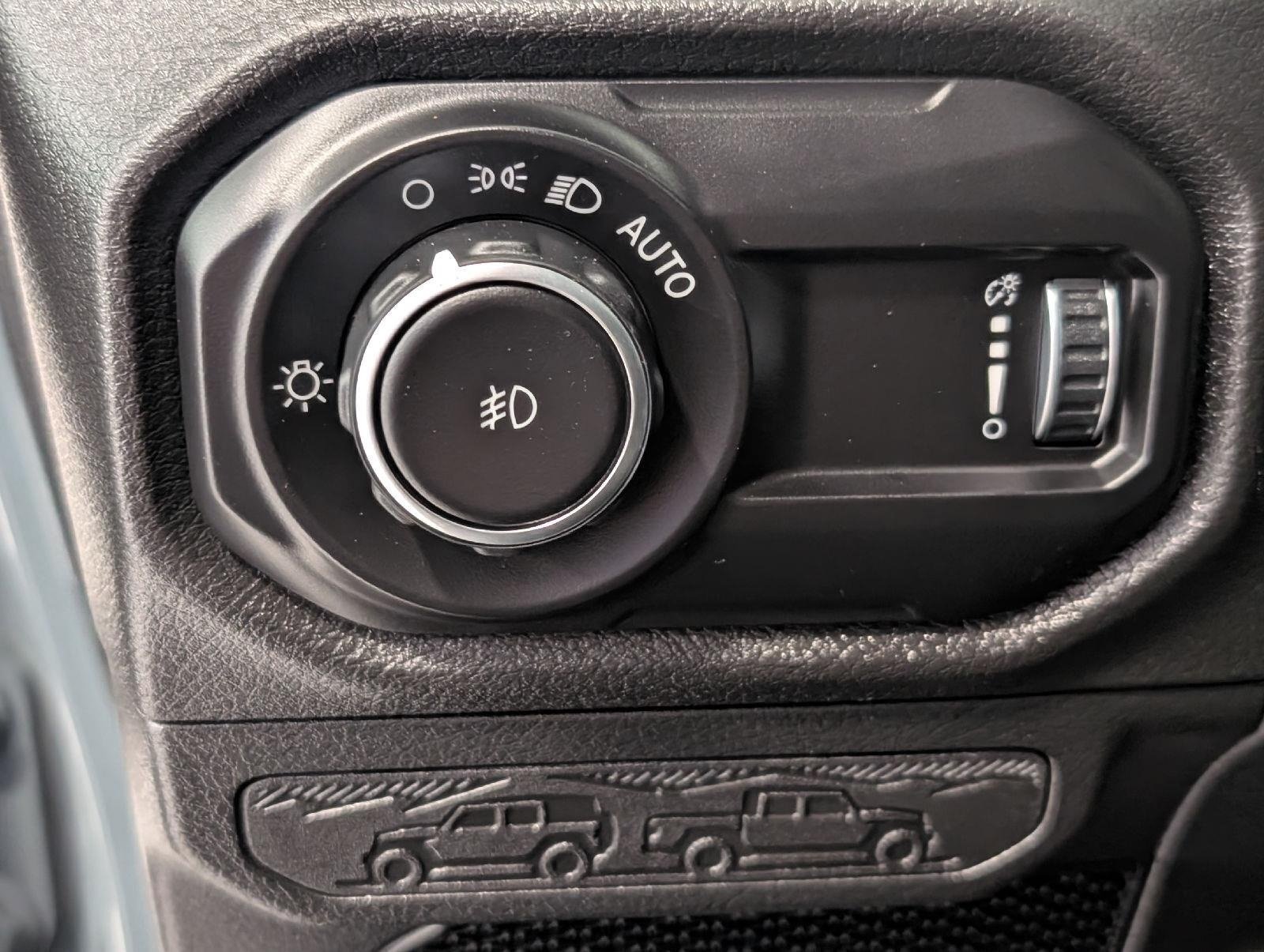 Used 2026 Jeep Wrangler Unlimited Sport AWD/4WD image 10