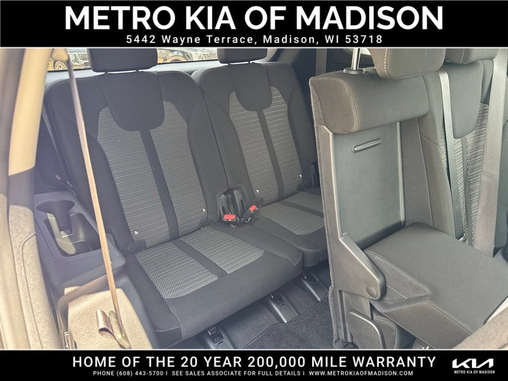 Used 2025 Kia Sorento LX FWD image 40