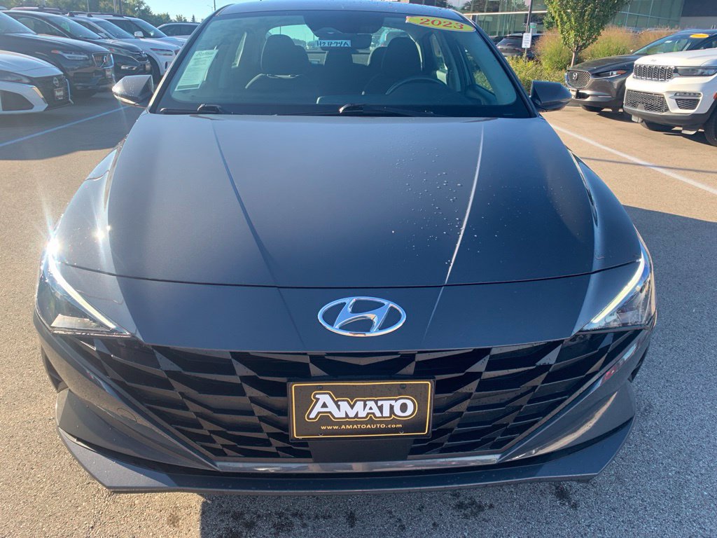 Used 2023 Hyundai Elantra SEL w/ Convenience Package FWD image 8