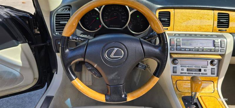 Used 2002 Lexus SC 430 Convertible image 34