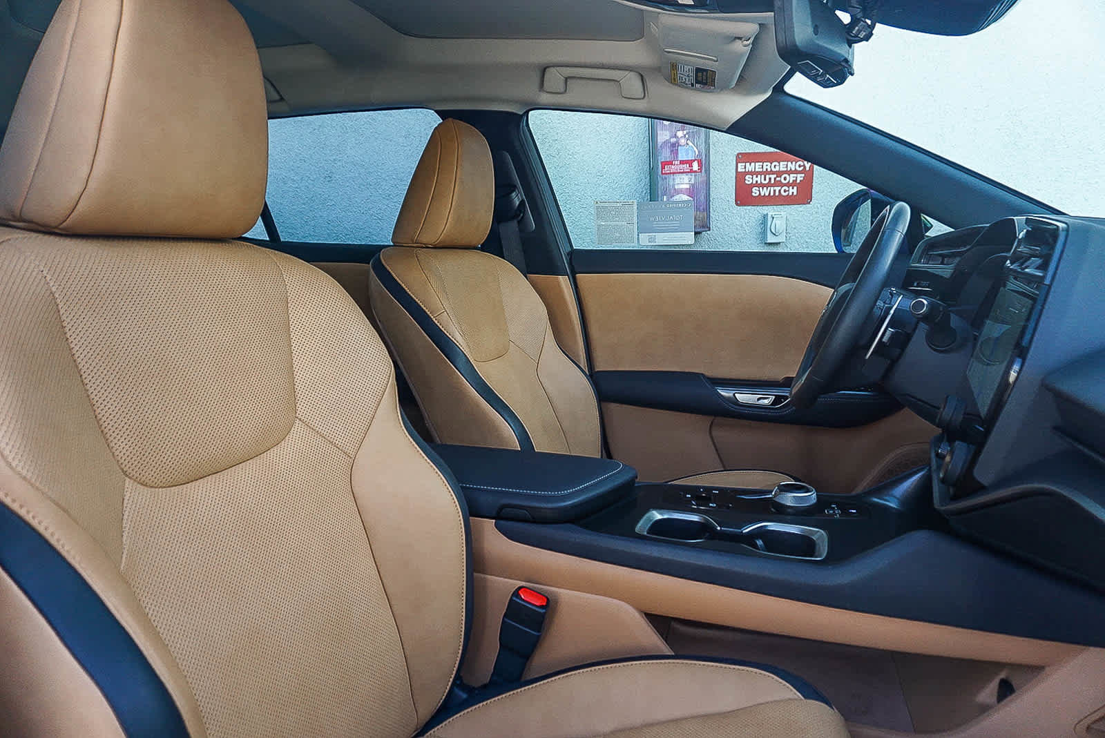 Certified 2023 Lexus RZ 450e Premium w/ Technology Package AWD/4WD image 16