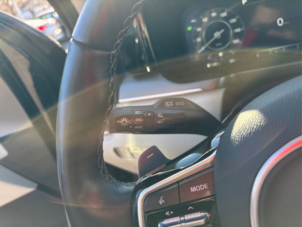 Certified 2023 Kia Sorento SX Prestige image 27