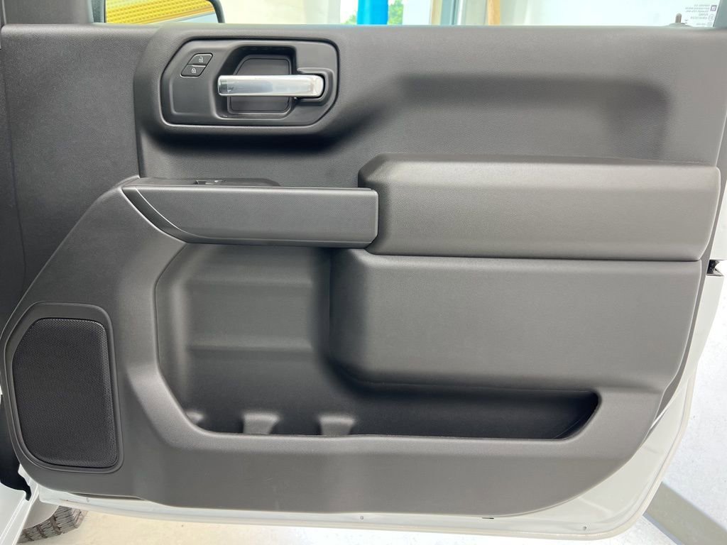 New 2025 GMC Sierra 2500 Pro w/ Convenience Package image 8