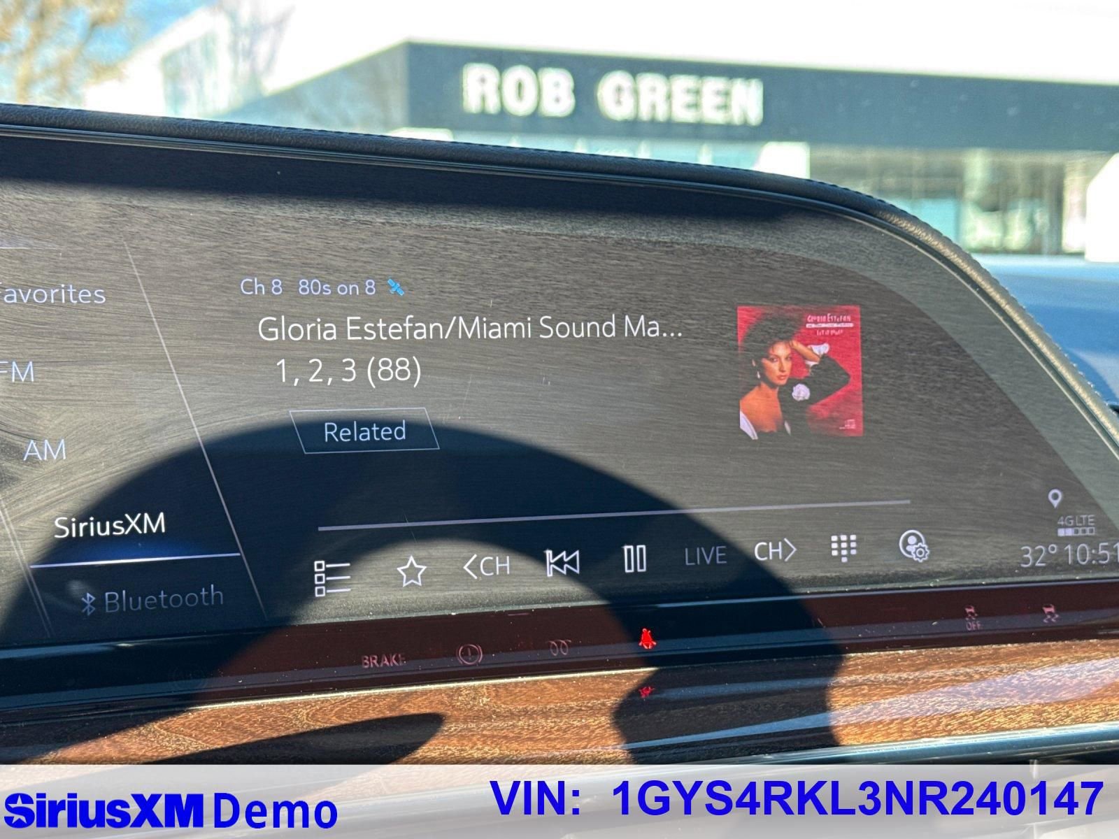 Used 2022 Cadillac Escalade ESV Sport Platinum w/ Heavy-Duty Trailer Package image 36