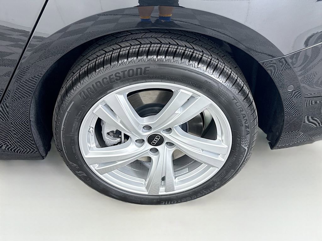 Used 2025 Audi A5 2.0T Premium Plus image 31