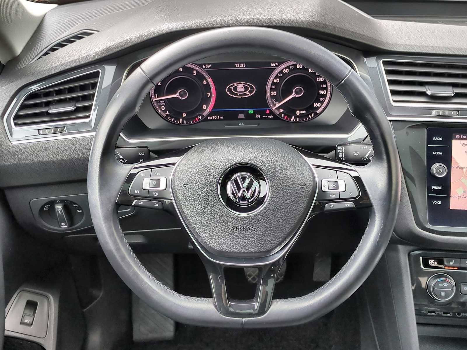 Used 2019 Volkswagen Tiguan SEL image 24