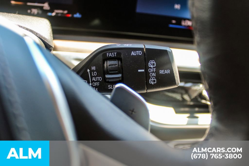 Used 2023 BMW X7 xDrive40i w/ Premium Package AWD/4WD image 32