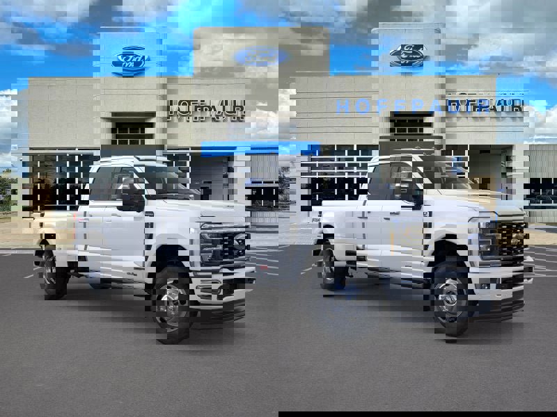 New 2026 Ford F350 4x4 Crew Cab DRW Super Duty image 7