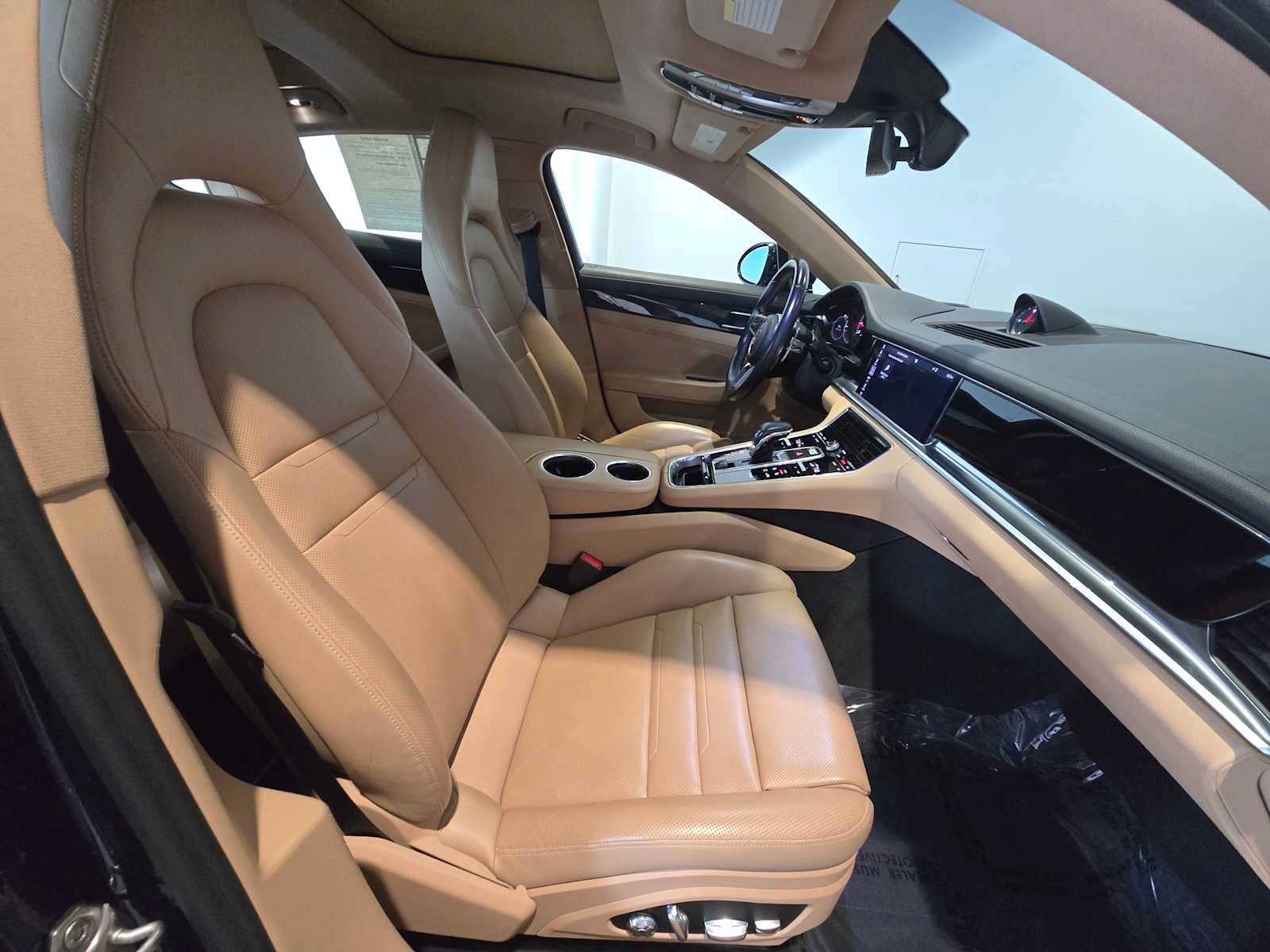 Used 2020 Porsche Panamera 4 AWD/4WD image 12