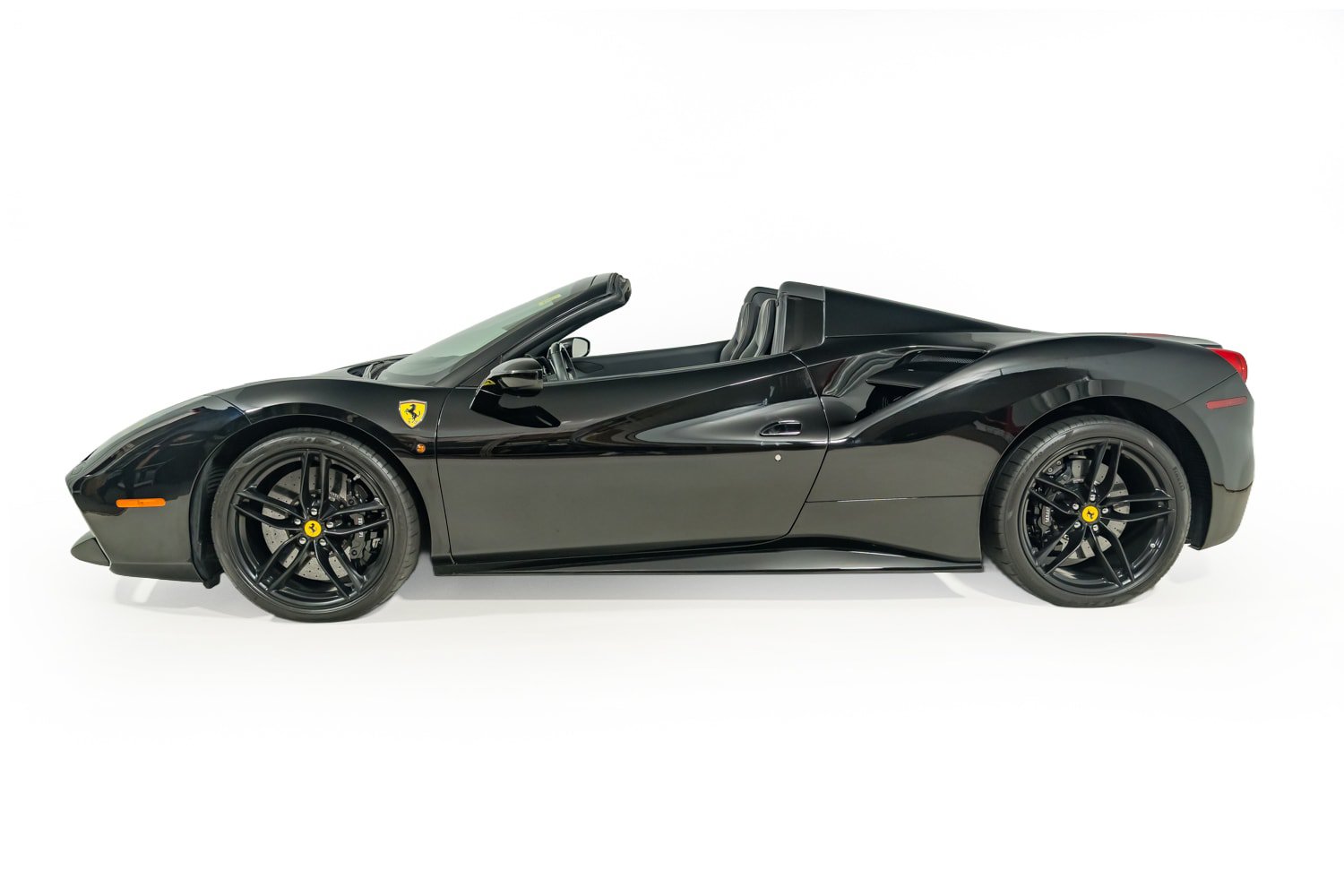 Certified 2018 Ferrari 488 Spider RWD image 15