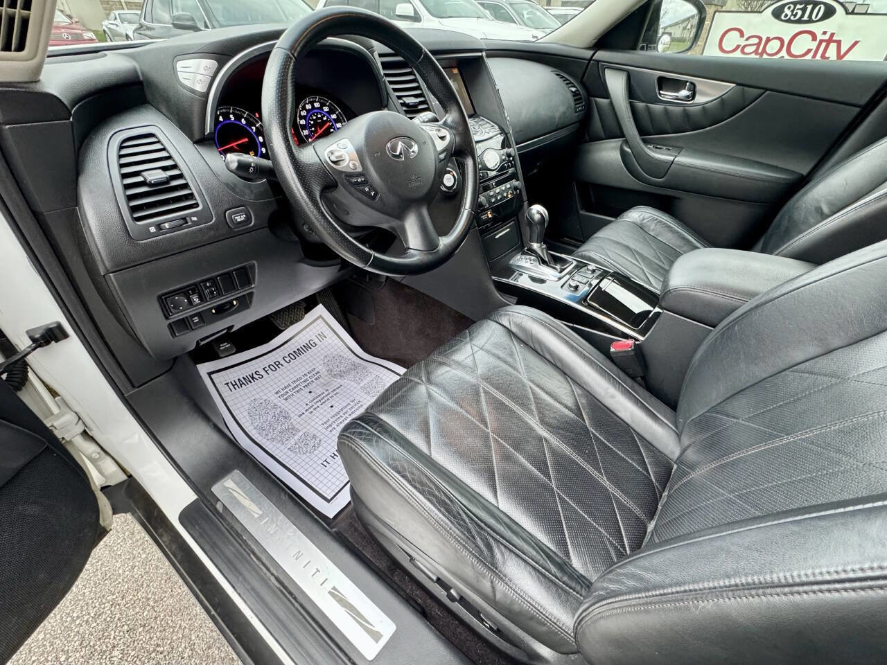 Used 2010 INFINITI FX35 AWD w/ Navigation Pkg image 13