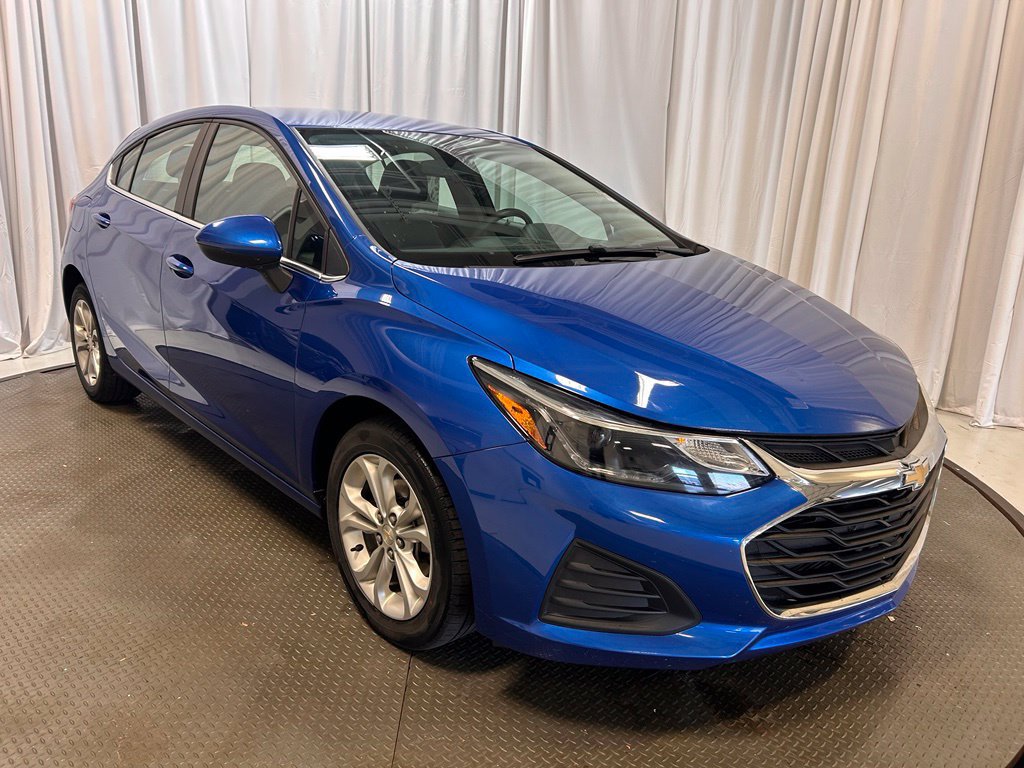 Used 2019 Chevrolet Cruze LT FWD image 24