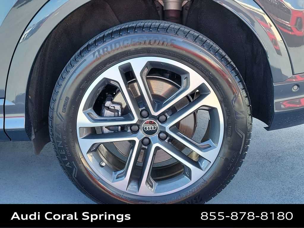 Certified 2025 Audi Q5 Premium w/ Premium Plus AWD/4WD image 12
