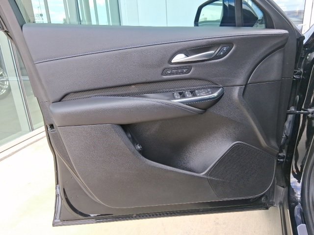 Used 2025 Cadillac XT4 Sport image 17