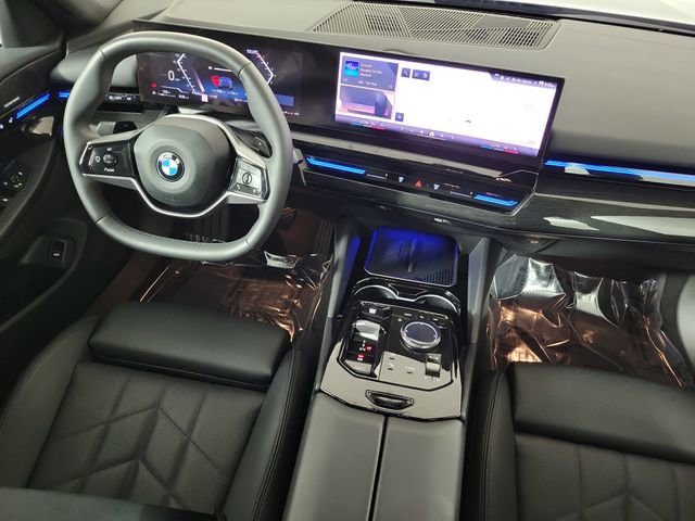 Used 2025 BMW 530i image 15