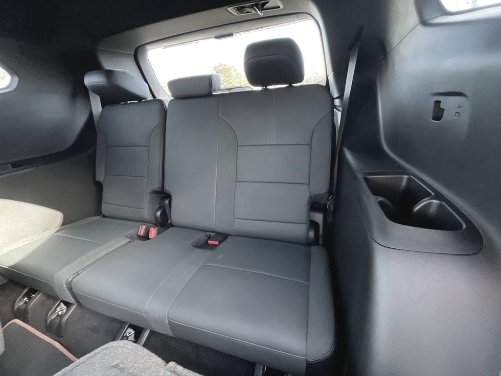 New 2026 GMC Acadia AT4 image 31