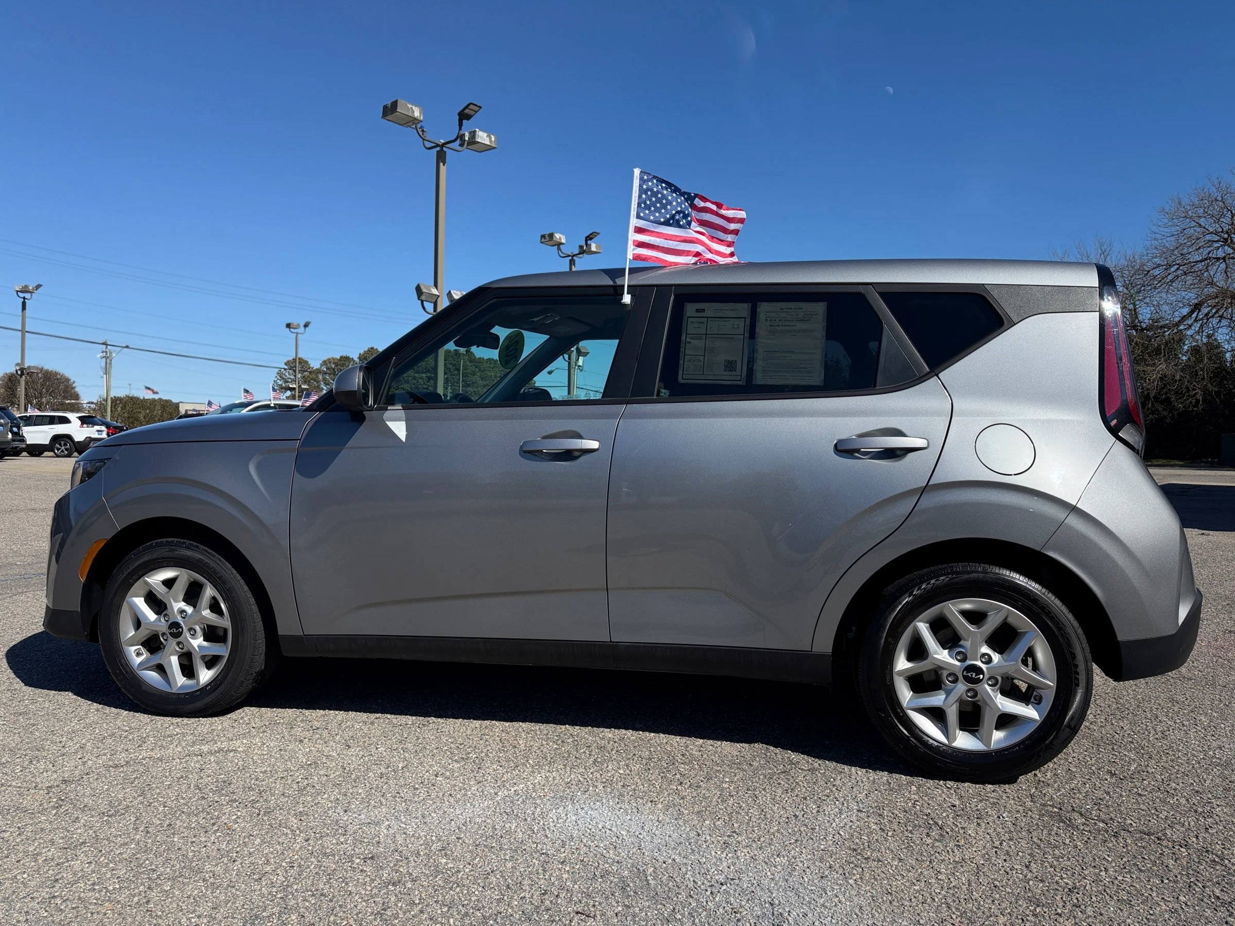 Used 2024 Kia Soul LX w/ Option Group 015 image 19
