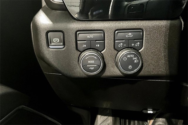 Used 2025 Chevrolet Silverado 1500 LT image 17