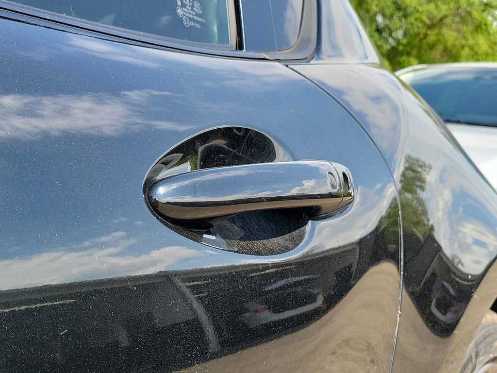 Used 2019 MAZDA MX-5 Miata RF Grand Touring RWD image 14