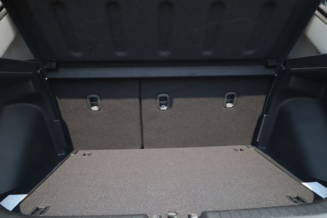 New 2026 Hyundai Venue SEL FWD image 25