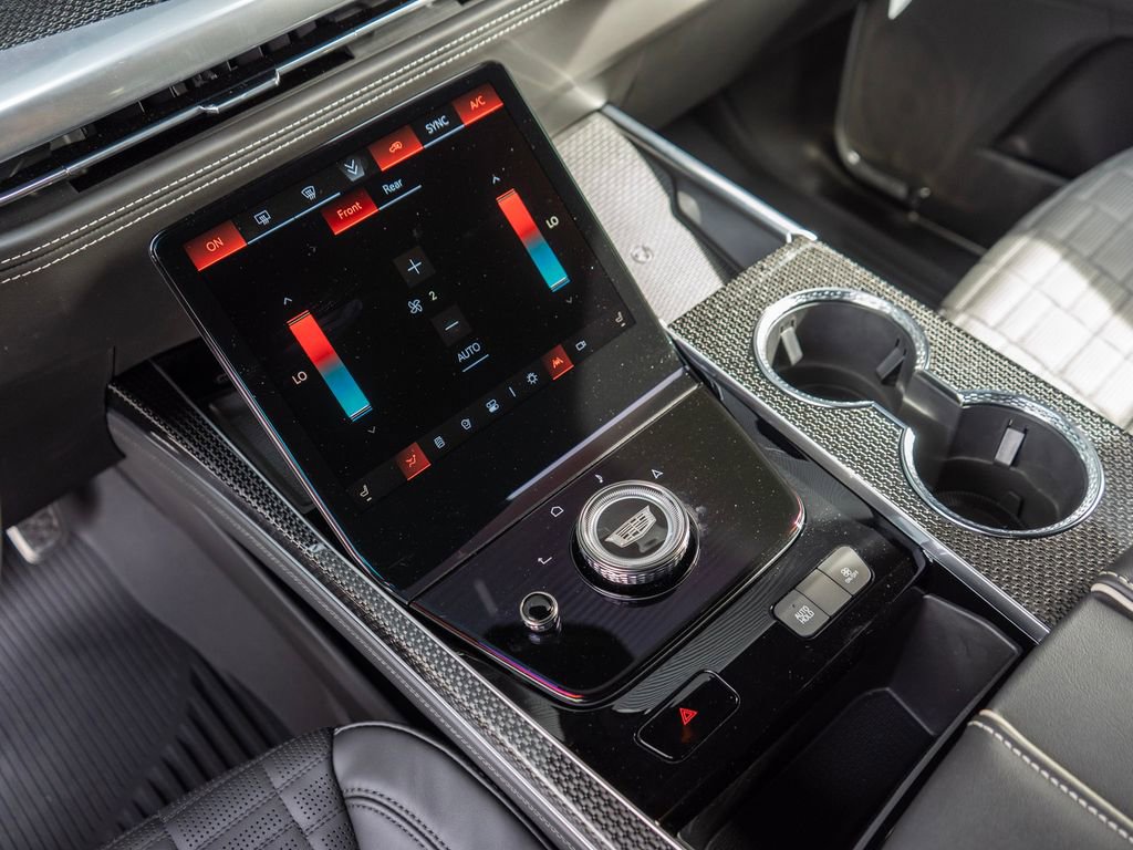 Used 2026 Cadillac Escalade V w/ LPO, ONYX Package image 21