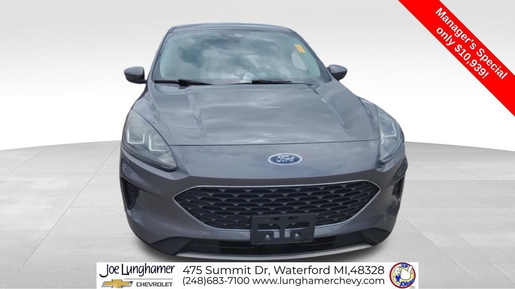 Used 2021 Ford Escape SE w/ Cold Weather Package FWD image 3