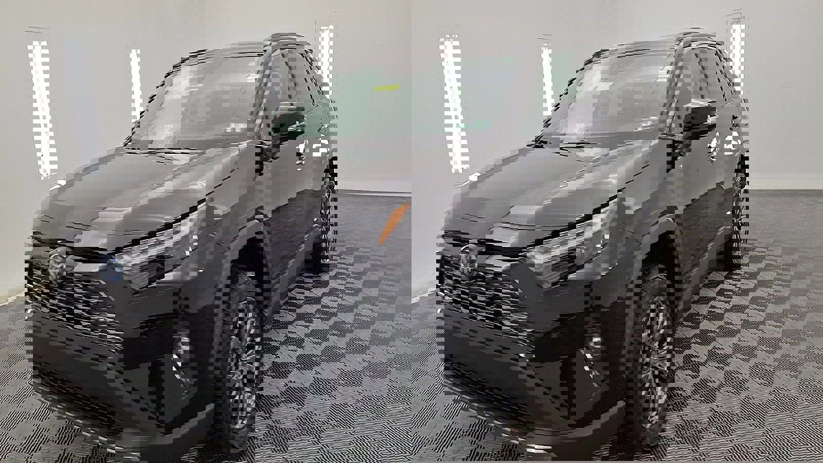 Used 2023 Toyota RAV4 Limited w/ Limited Grade Weather Package image 8