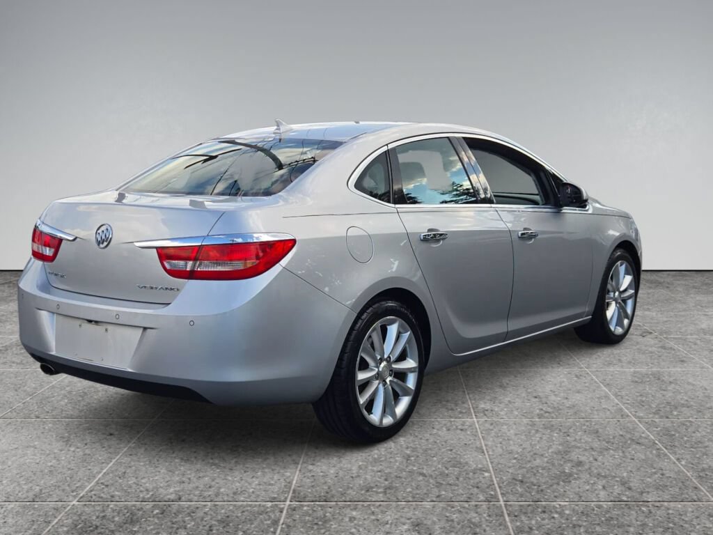 Used 2013 Buick Verano Leather FWD image 13