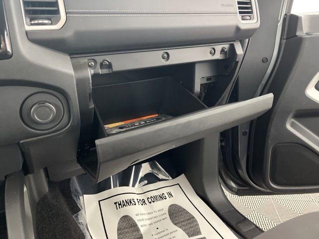 Used 2024 Nissan Frontier SV image 35