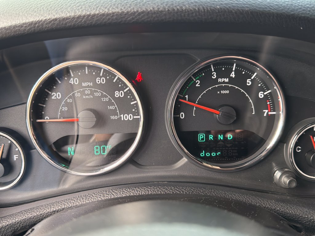 Used 2016 Jeep Wrangler Unlimited Sahara w/ Max Tow Package AWD/4WD image 22