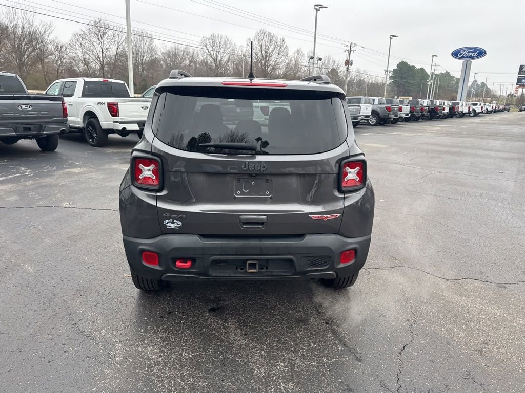 Used 2020 Jeep Renegade Trailhawk w/ Premium Leather Group image 4