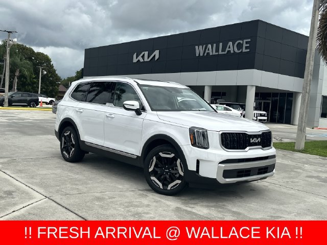 Certified 2025 Kia Telluride EX w/ EX Captain's Chair Package FWD image 1