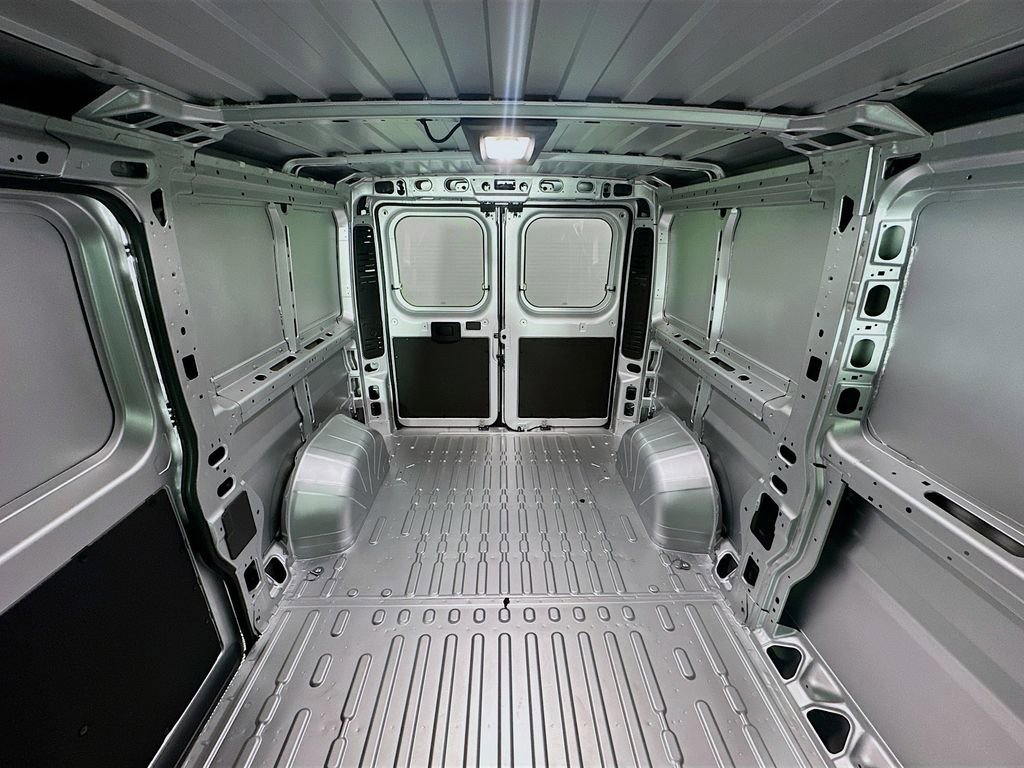 New 2026 RAM ProMaster 1500 w/ Convenience Group FWD image 10