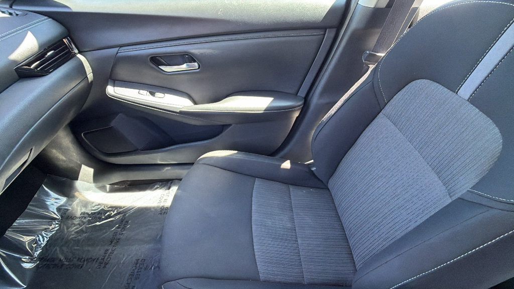 Used 2023 Nissan Sentra SV FWD image 12