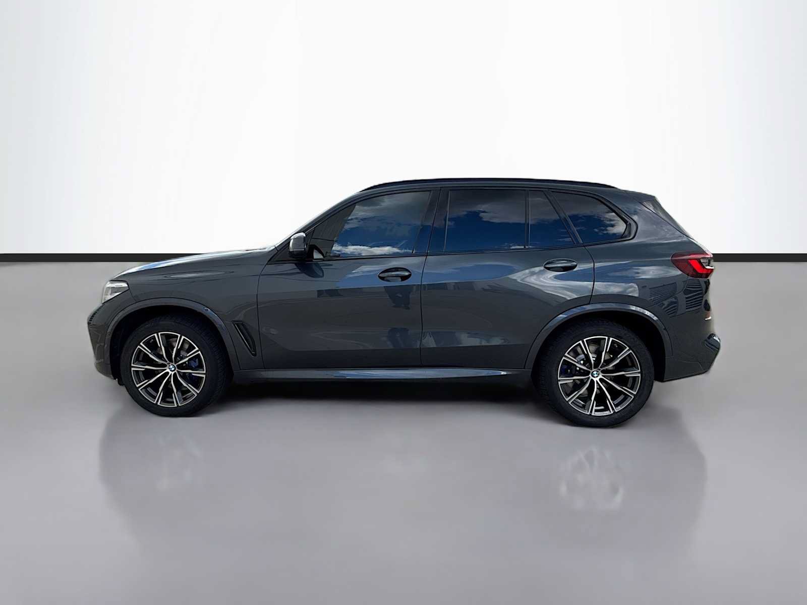 Used 2021 BMW X5 M50i w/ Dynamic Handling Package AWD/4WD image 5